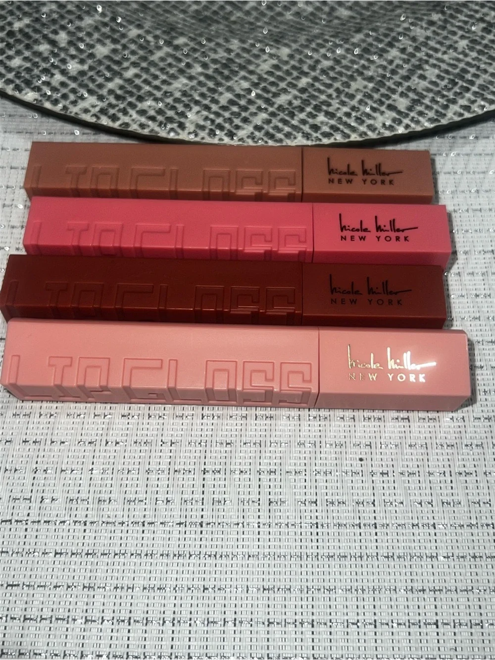 ✨ Nicole Miller New York Lip Color Set – 4-Piece Collection ✨